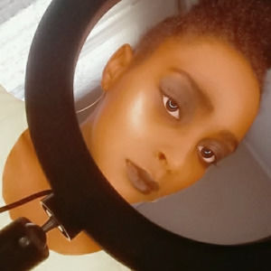 Meet your Posher, Cameryn